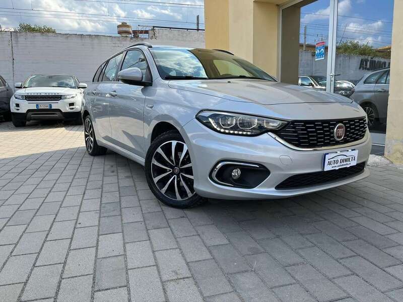 Argento Usata 2019 Fiat Tipo Business Station wagon | 12.800 € (Molto cara) - Immagine 1/4