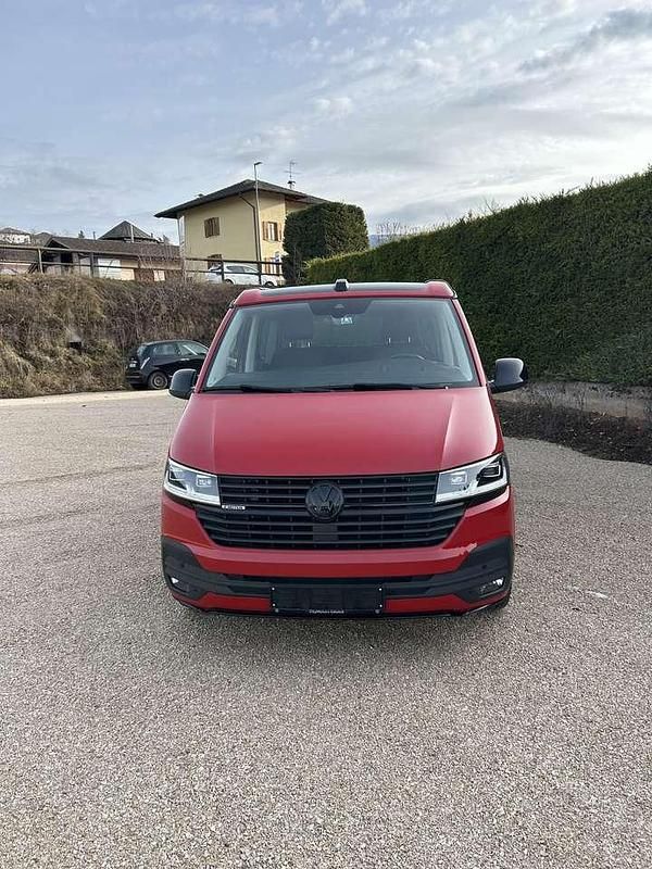 Usata VW California Beach 204 CV (150 kW) 2023 Rosso Furgone