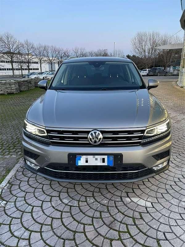 Usata VW Tiguan Executive 150 CV (110 kW) 2017 Grigio SUV