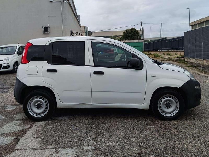 Usata Fiat Panda Pop 80 CV (58 kW) 2016 Bianco Utilitaria