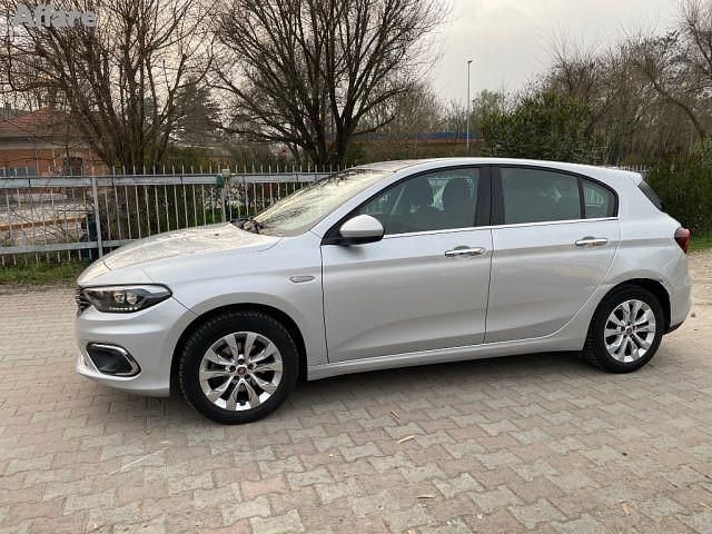 Usata Fiat Tipo Business 95 CV (69 kW) 2019 Argento metallizzato Berlina