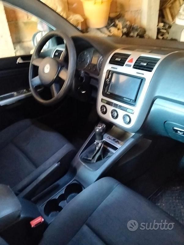 Usata VW Golf V 2005 Utilitaria