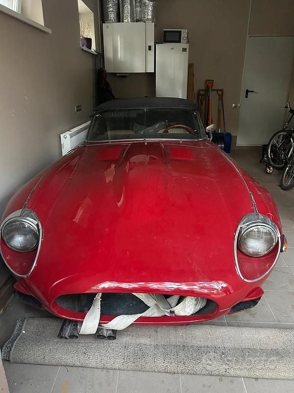 Usata 1970 Jaguar E-Type Tre volumi | 58.500 € - Immagine 1/4