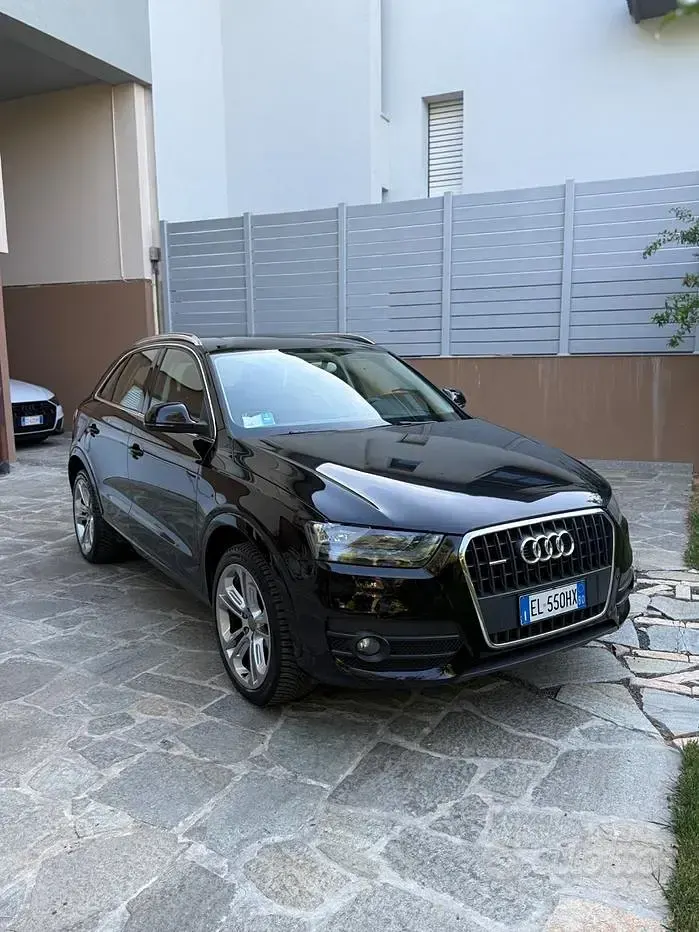 Usata Audi Q3 Advanced 177 CV (130 kW) 2012 Nero SUV