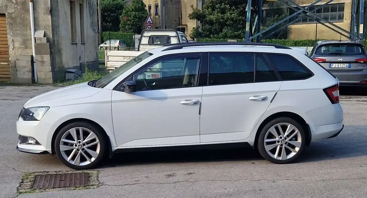 Usata Skoda Fabia Style 90 CV (66 kW) 2015 Other Station wagon