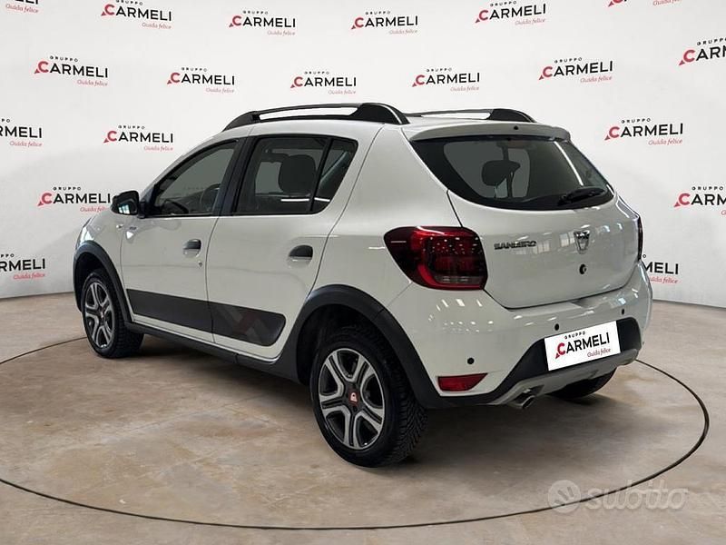 Usata Dacia Sandero Stepway 95 CV (69 kW) 2020 Bianco Berlina
