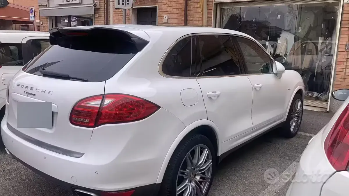Usata Porsche Cayenne 245 CV (180 kW) 2013 Bianco SUV