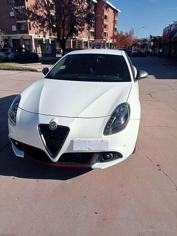 Usata Alfa Romeo Giulietta 120 CV (88 kW) 2017 Bianco Berlina