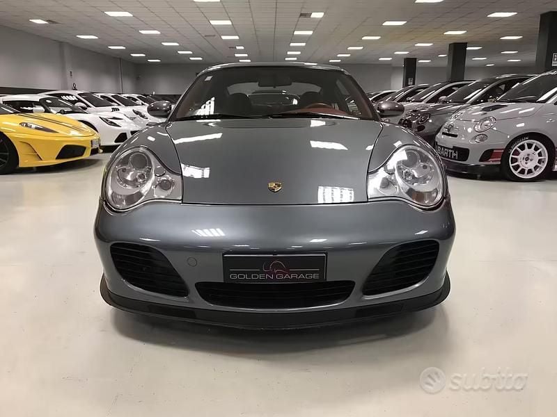 Usata Porsche 996 Turbo 420 CV (308 kW) 2000 Grigio Coupé