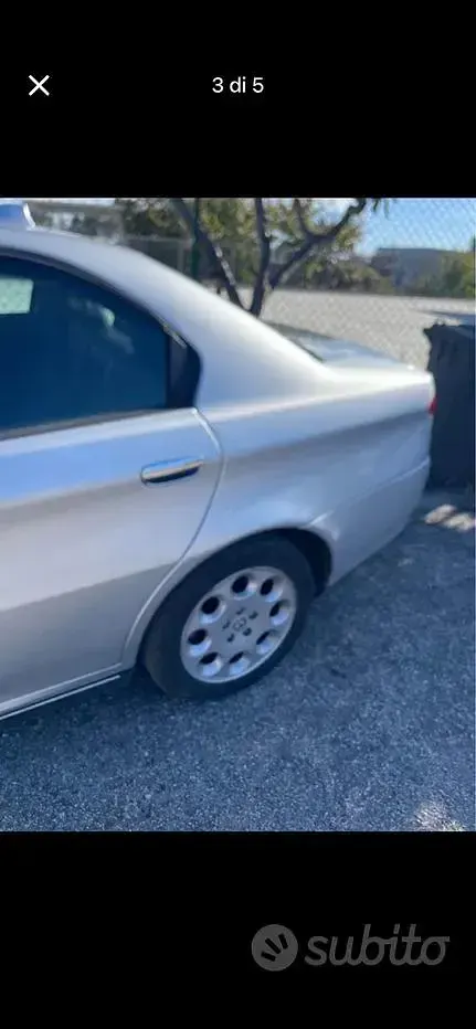 Usata Alfa Romeo 166 150 CV (110 kW) 2002 Grigio Berlina