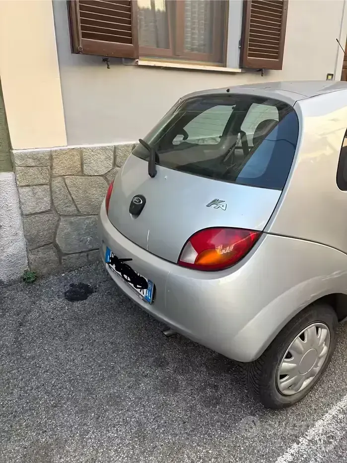 Usata Ford Ka 60 CV (44 kW) 2001 Grigio Utilitaria