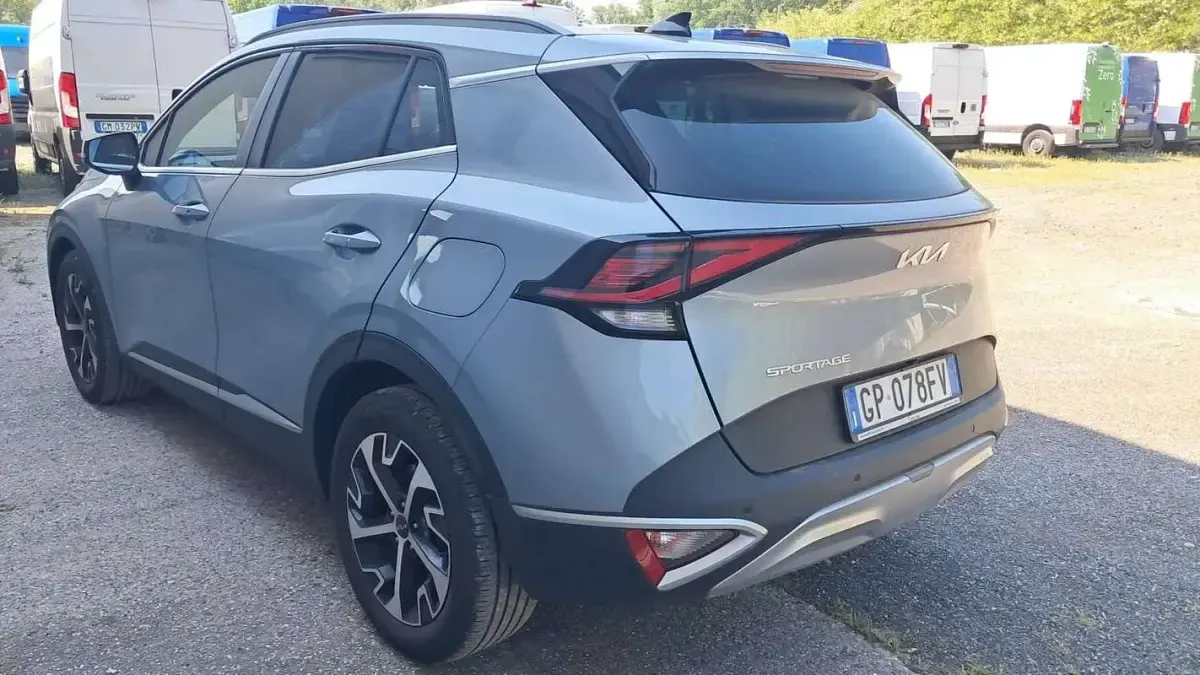 Usata Kia Sportage Style 136 CV (100 kW) 2023 Argento SUV