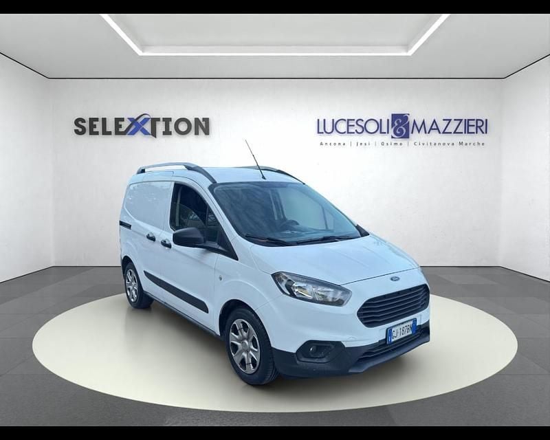 Usata Ford Courier Trend 101 CV (74 kW) 2022 Bianco Monovolume