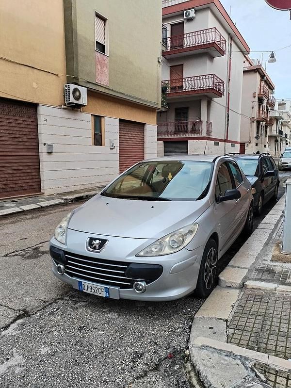 Usata Peugeot 307 109 CV (80 kW) 2007 Grigio Berlina