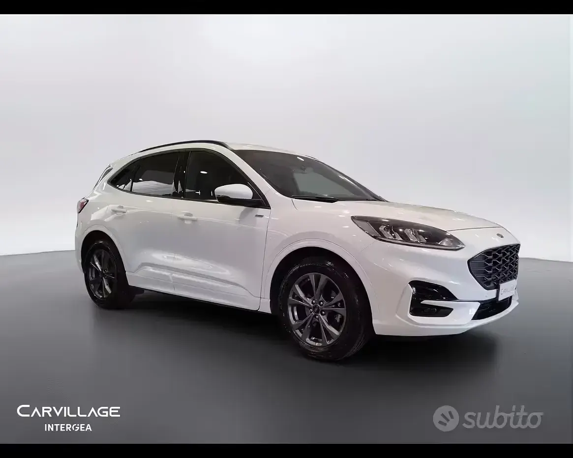 Usata Ford Kuga ST-Line 150 CV (110 kW) 2023 Bianco SUV