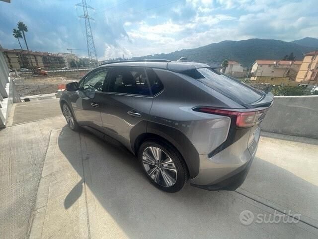 Usata Subaru Solterra 160 kW (218 CV) 2022 Grigio SUV