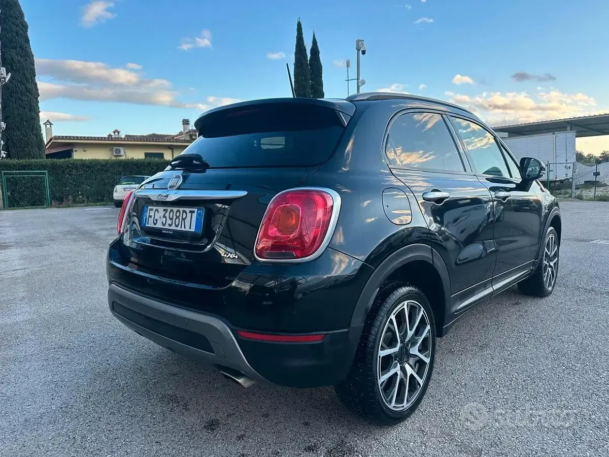 Usata Fiat 500X Cross 140 CV (102 kW) 2017 Nero SUV
