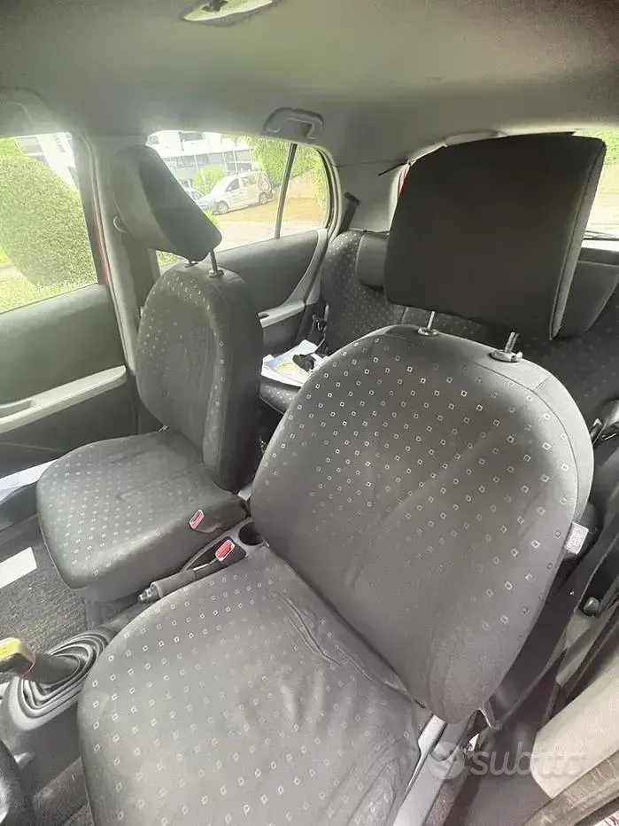 Usata Toyota Yaris 69 CV (50 kW) 2008 Utilitaria