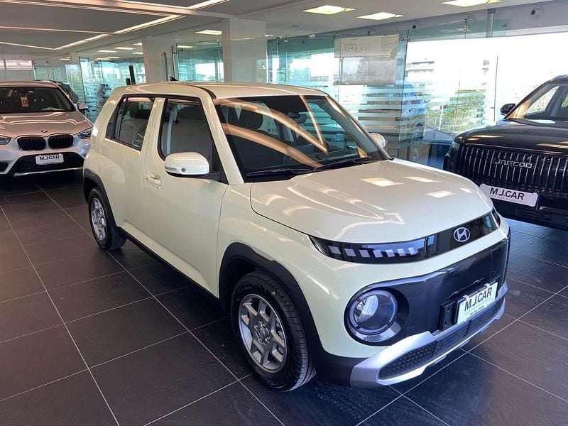 Nuova Hyundai Inster 24 kW (33 CV) 2025 Buttercream yellow Utilitaria