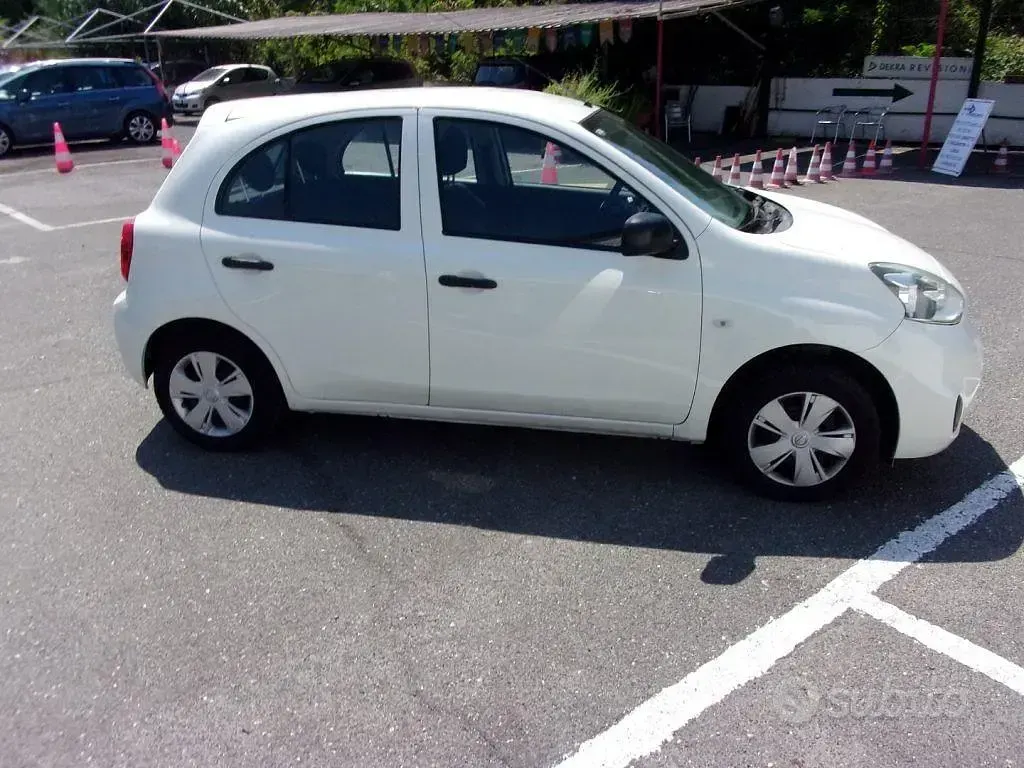 Usata Nissan Micra Comfort 80 CV (58 kW) 2017 Bianco Utilitaria