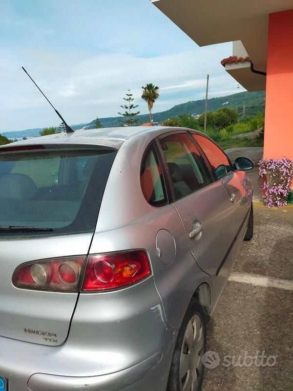 Usata 2003 Seat Ibiza Due volumi | 500 € (Ottimo prezzo) - Immagine 1/4
