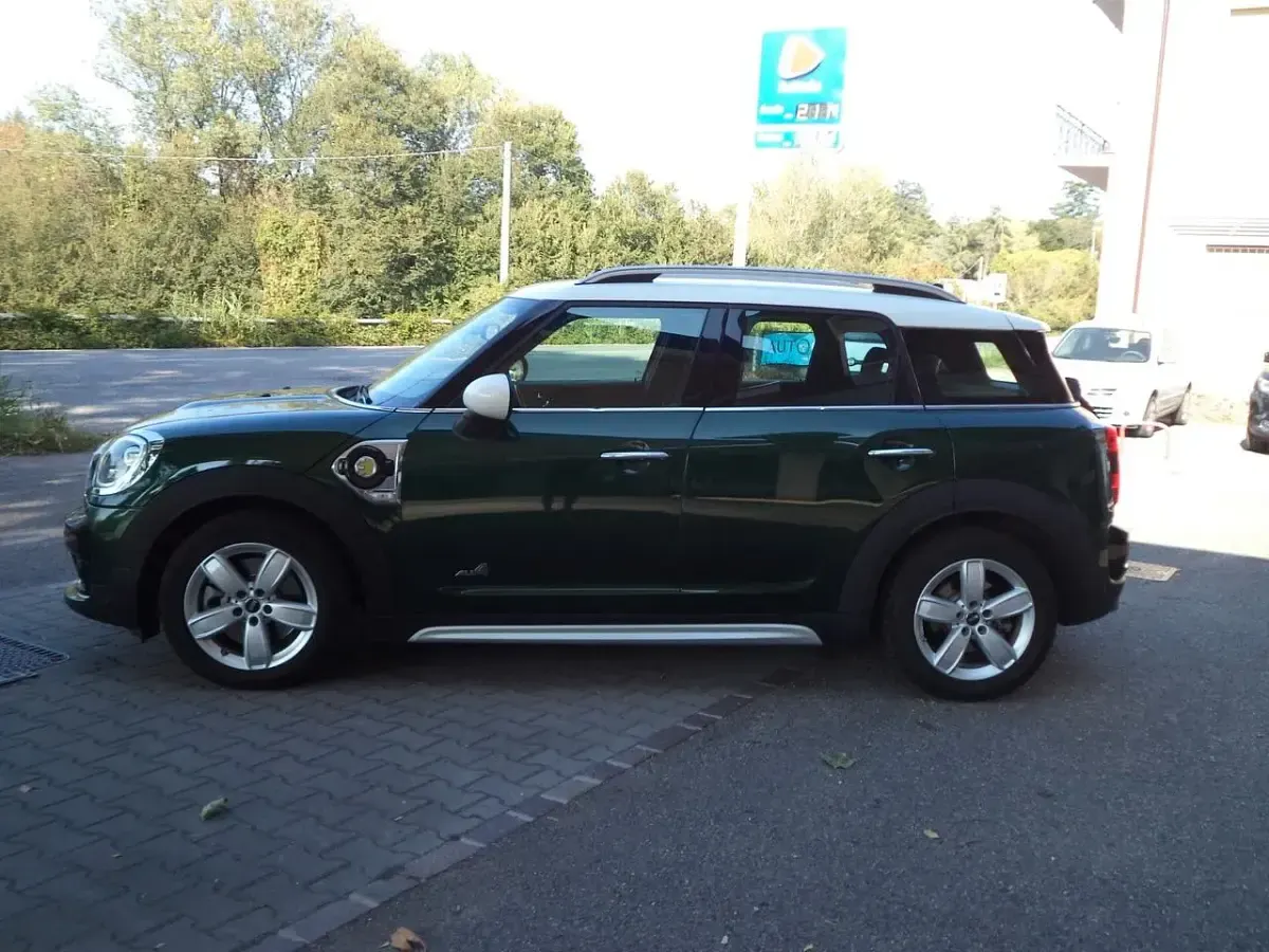 Usata Mini Cooper S Countryman 135 CV (99 kW) 2017 Verde SUV