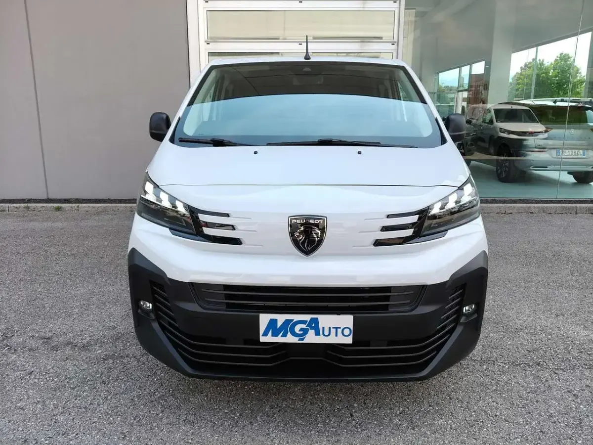Usata Peugeot e-Expert 56 kW (77 CV) 2025 Bianco Furgone