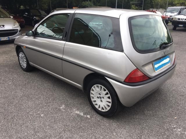 Lancia ypsilon 1998