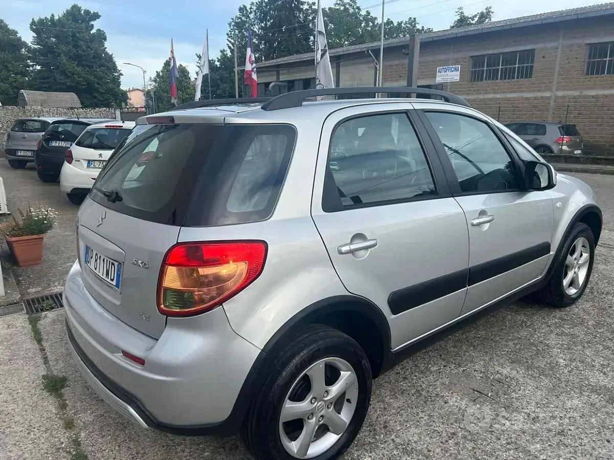 Usata Suzuki SX4 107 CV (78 kW) 2008 Grigio Station wagon