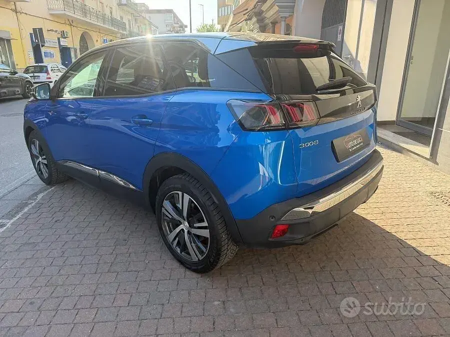 Usata Peugeot 3008 Allure 130 CV (95 kW) 2023 Blu SUV
