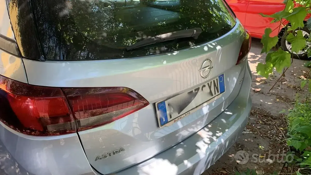 Usata Opel Astra 150 CV (110 kW) 2019 Grigio Station wagon
