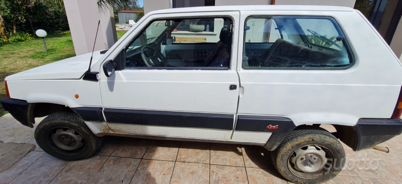 Usato 1992 Fiat Panda 4x4 Benzin (3.500 €)