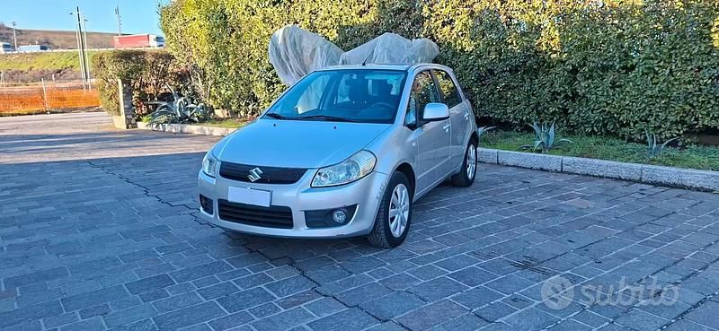 Usata Suzuki SX4 107 CV (78 kW) 2007 Grigio Berlina