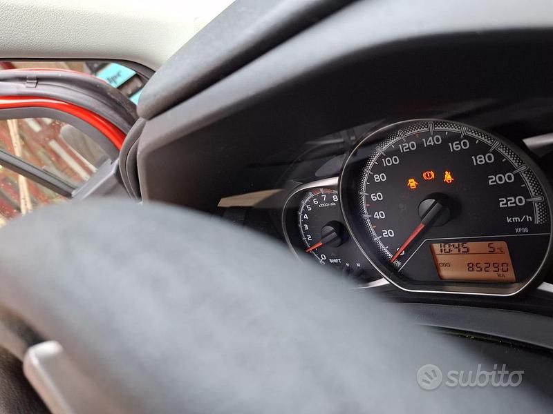 Usata Toyota Yaris 2015 Utilitaria