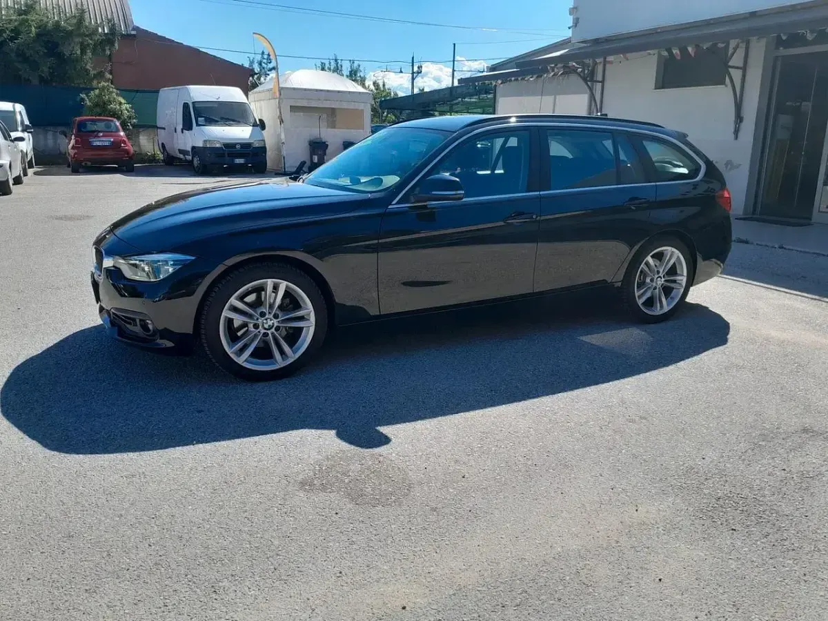 Usata BMW 320 190 CV (139 kW) 2019 Nero Berlina