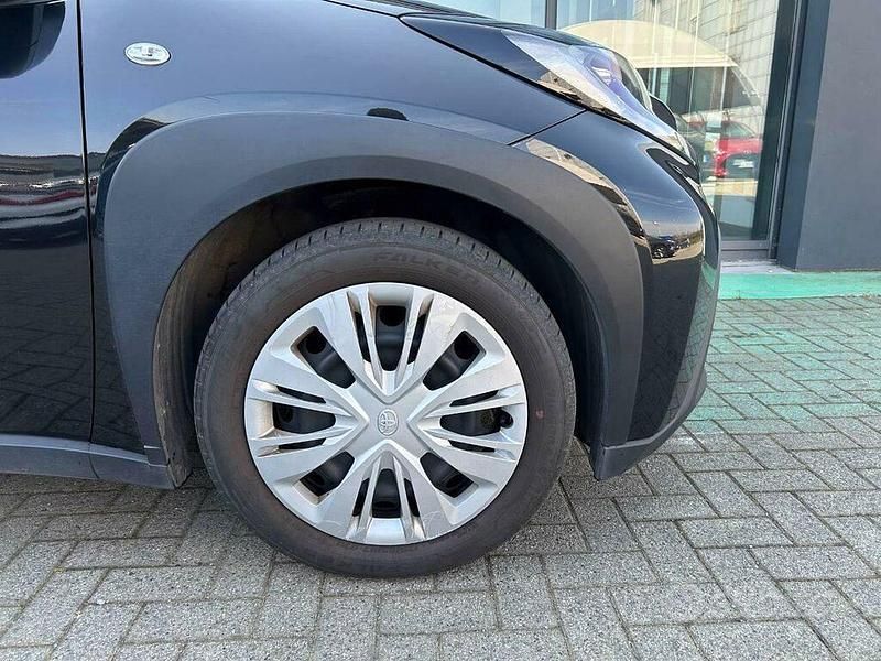 Usata Toyota Aygo X Active 72 CV (52 kW) 2022 Black met SUV