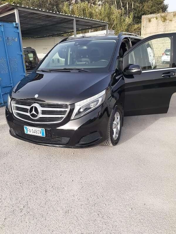 Usata Mercedes V220 Executive 163 CV (119 kW) 2015 Monovolume