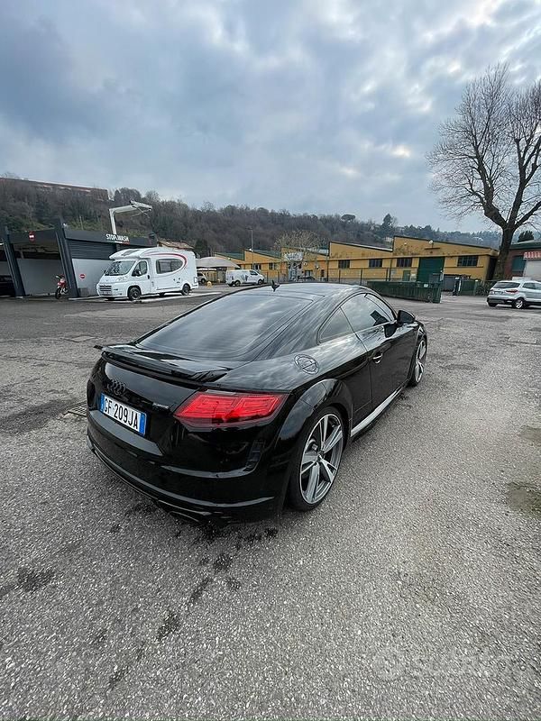 Usata Audi TT Ambiente 245 CV (180 kW) 2019 Nero Coupé