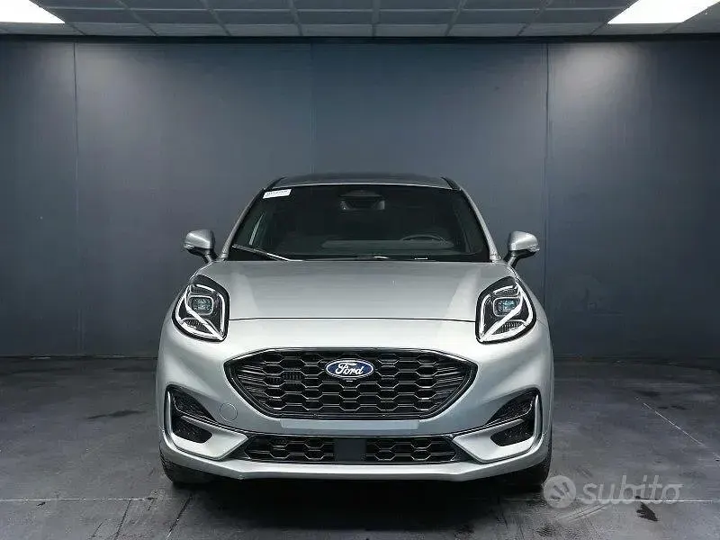Usata Ford Puma ST-Line 124 CV (91 kW) 2025 Grigio SUV