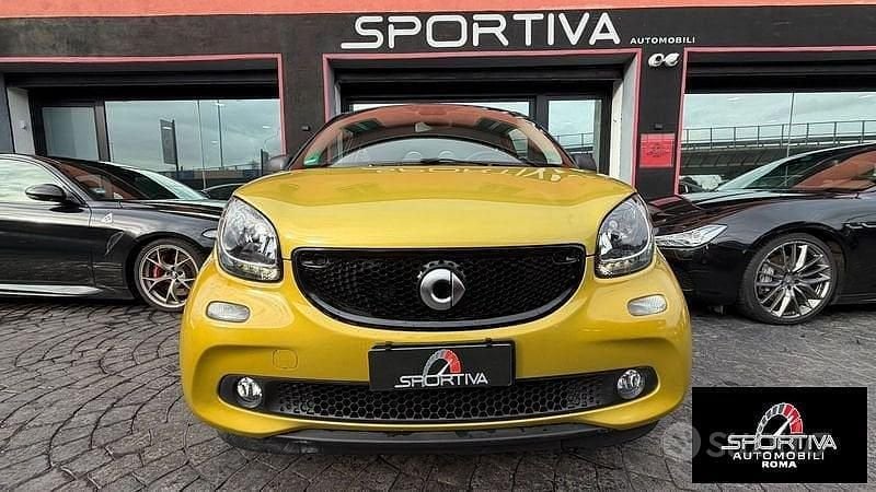 Usata Smart ForFour 61 CV (44 kW) 2016 Bianco Utilitaria
