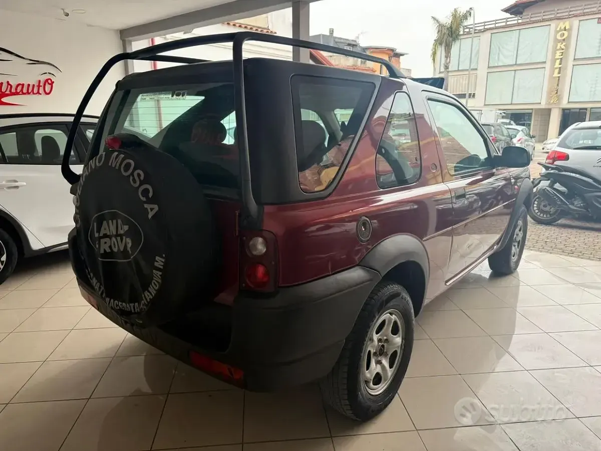 Usata Land Rover Freelander 98 CV (72 kW) 2000 Rosso SUV