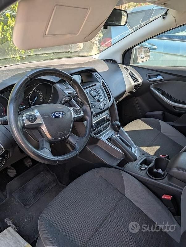 Begagnad Ford Focus 125 HK (91 kW) 2014 Kombi