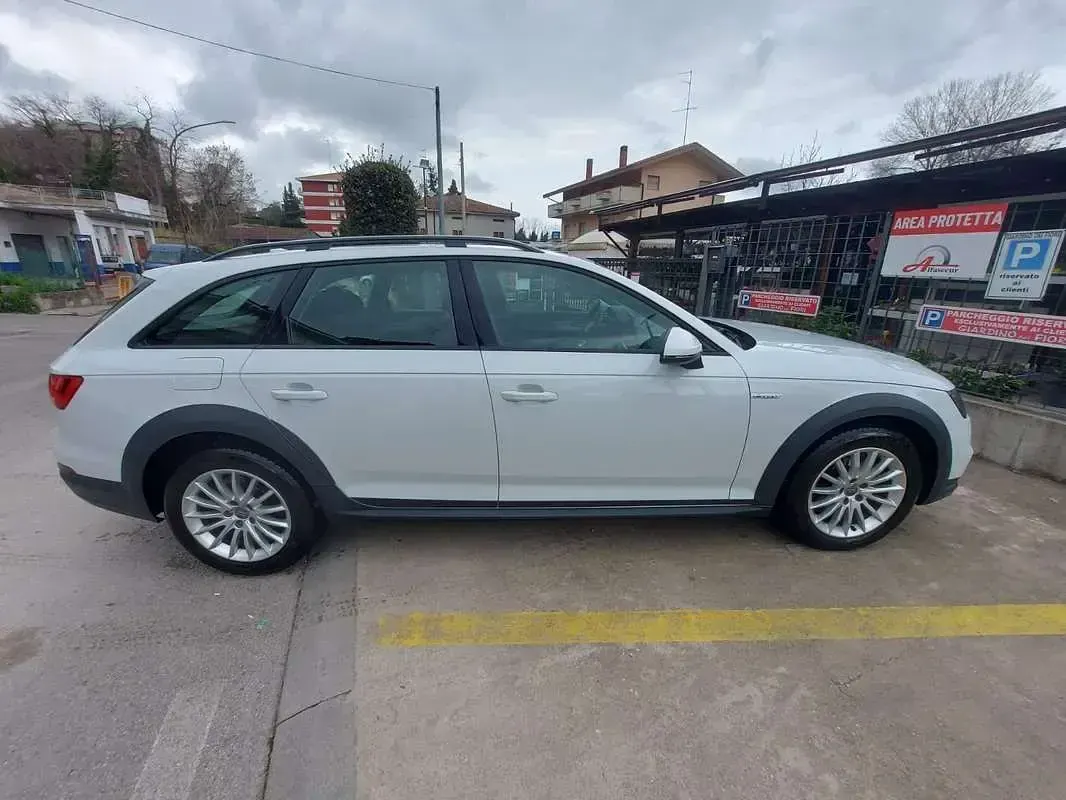 Usata Audi A4 Allroad Business 163 CV (119 kW) 2018 Station wagon