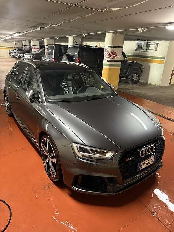 Usata 2021 Audi RS3 Sportback Ambiente Due volumi | 38.000 € (Super prezzo) - Immagine 1/4