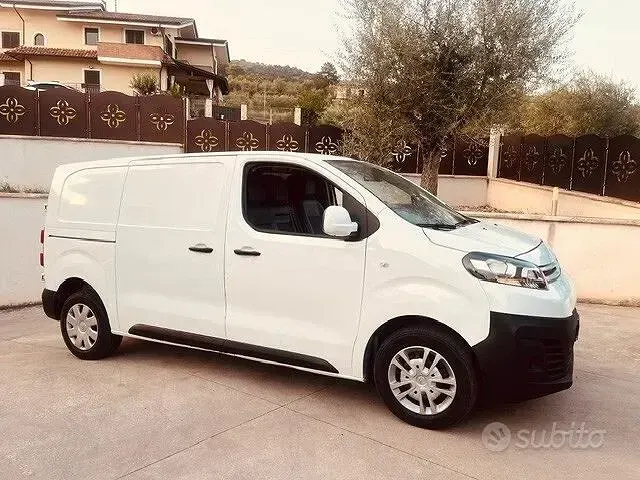 Usata Citroën Jumpy 122 CV (89 kW) 2018 Bianco Monovolume