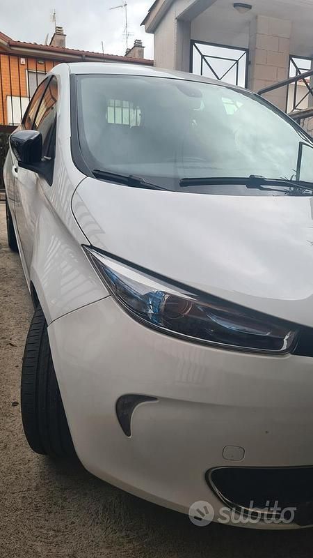 Usata Renault Zoe Intens 80 kW (109 CV) 2019 Bianco Utilitaria