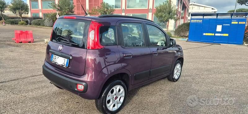 Usata Fiat Panda 70 CV (51 kW) 2015 Utilitaria