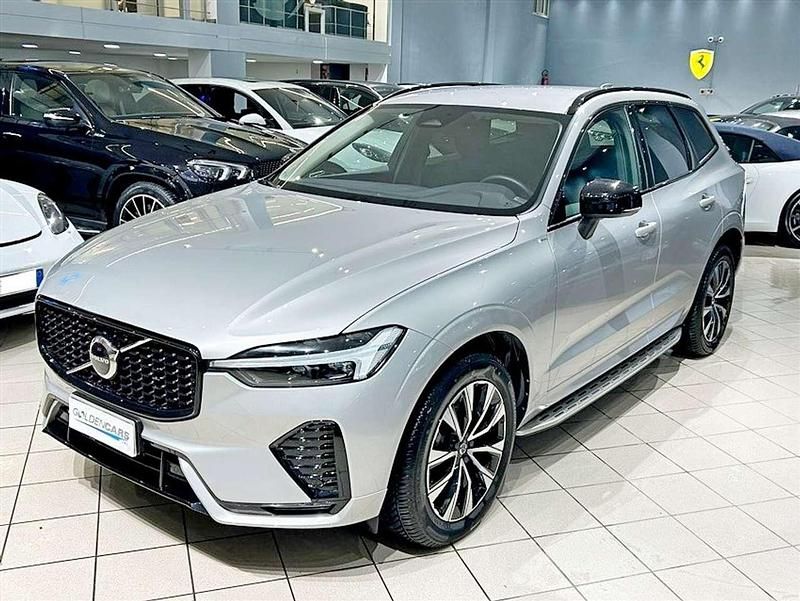 Usata Volvo XC60 Plus 197 CV (144 kW) 2024 Silver dawn SUV