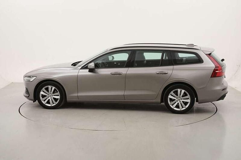 Usata Volvo V60 Business Edition 197 CV (144 kW) 2022 Grigio Station wagon
