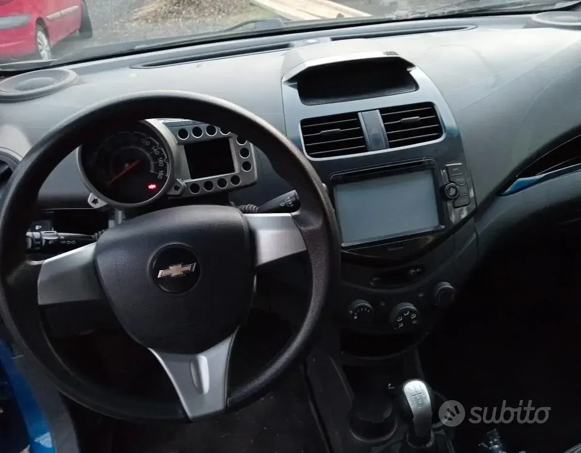 Usata Chevrolet Spark 68 CV (50 kW) 2011 Blu Utilitaria